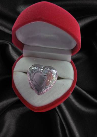 Heart Locket Ring image 0